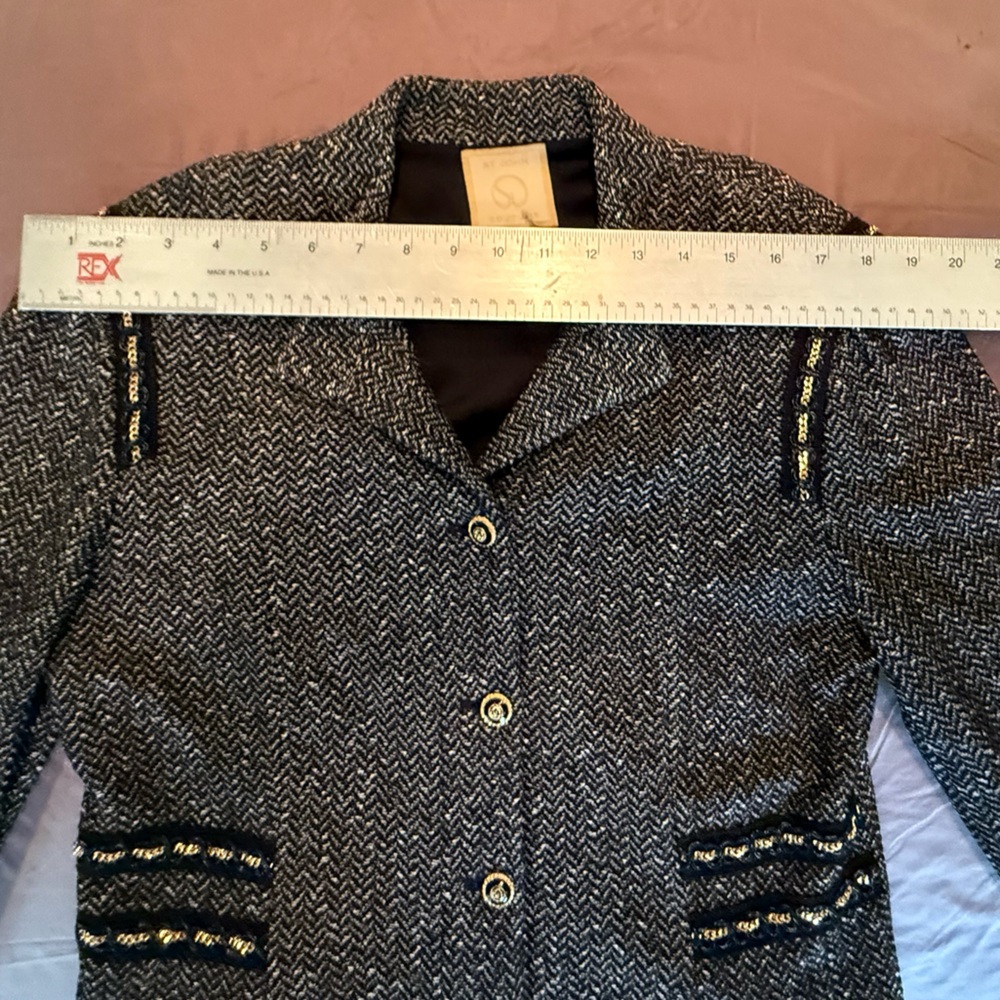 St John Couture Black/Gold Women's Tweed Button Jacket Blazer Size Medium $895 - Picture 10 of 11